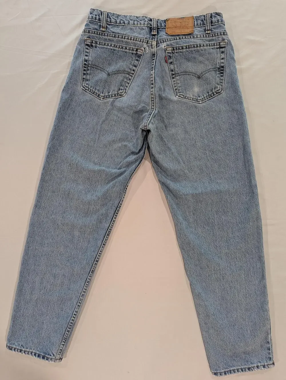 Levi's 550 Jeans Mens 34x30 Blue Light Wash Relaxed Fit Tapered Denim Red Tab